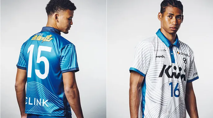 サイン入りユニフォームプレゼント